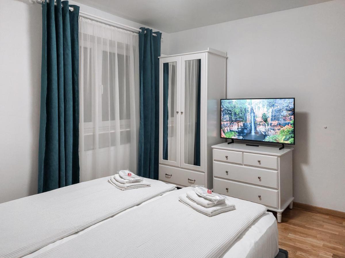 Apartament Alina เดวา ภายนอก รูปภาพ