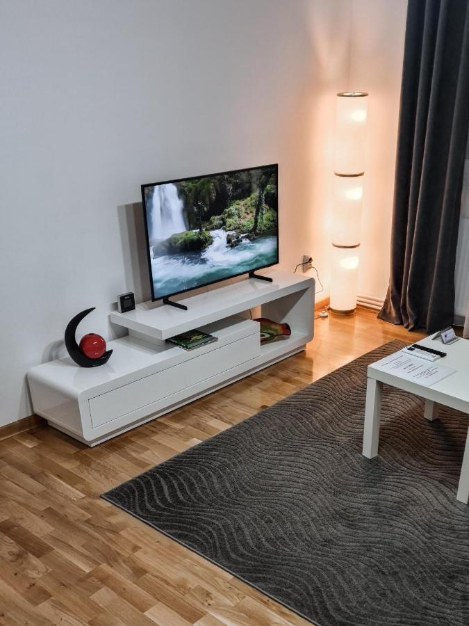 Apartament Alina เดวา ภายนอก รูปภาพ